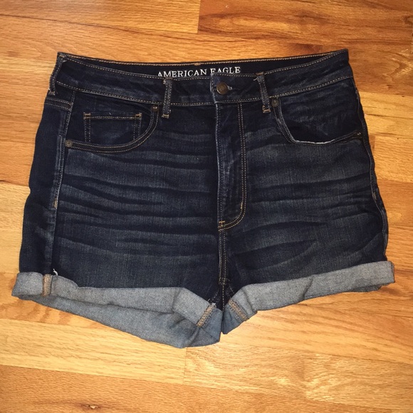 American Eagle Super Hi-Rise Cuffed Shortie - Picture 2 of 5